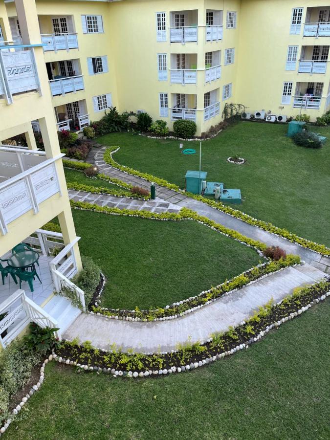 The View At Mystic Ridge Penthouse 78A Apartment Очо Риос Екстериор снимка