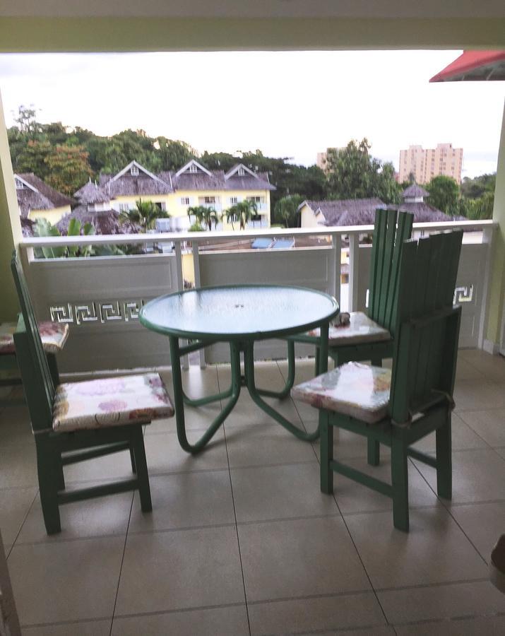 The View At Mystic Ridge Penthouse 78A Apartment Очо Риос Екстериор снимка