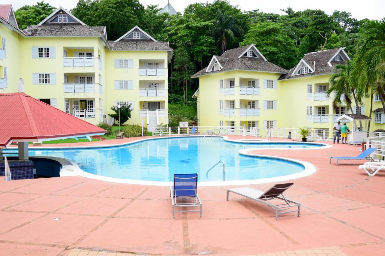 The View At Mystic Ridge Penthouse 78A Apartment Очо Риос Екстериор снимка